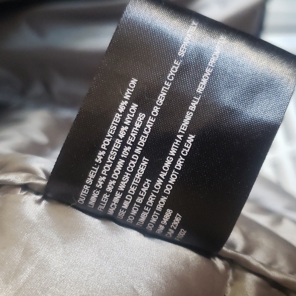 Bernardo navy blue quilted goose down woman. Vest size S - Picture 6 of 6